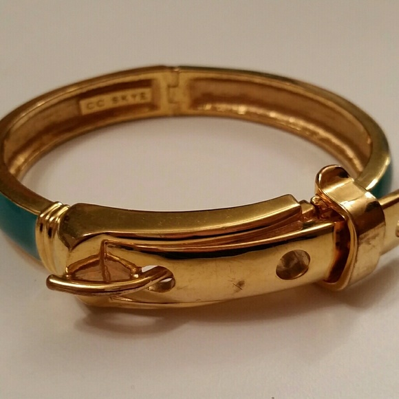 CC Skype 24K Thin Buckle Bracelet - Picture 4 of 4